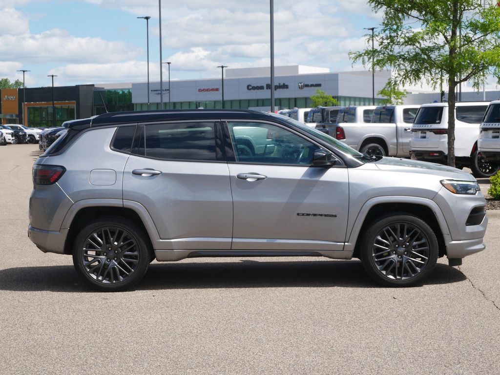 2022 Jeep Compass High Altitude 8