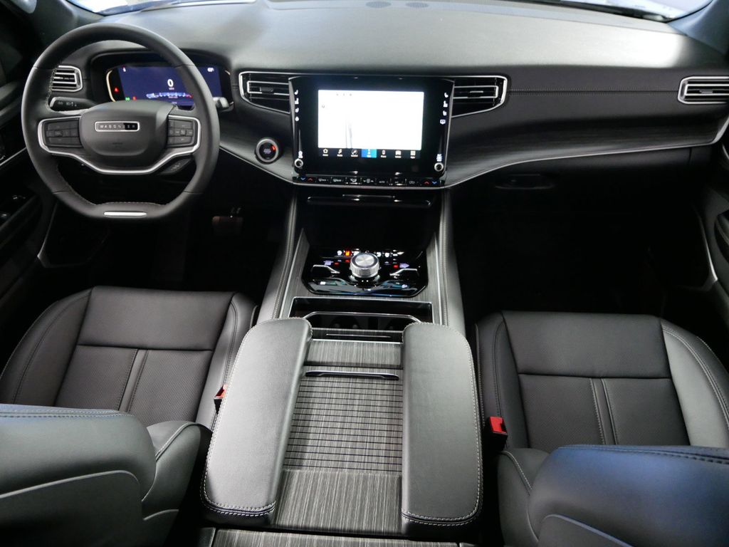 Thumbnail: 2023 Jeep Wagoneer - 9