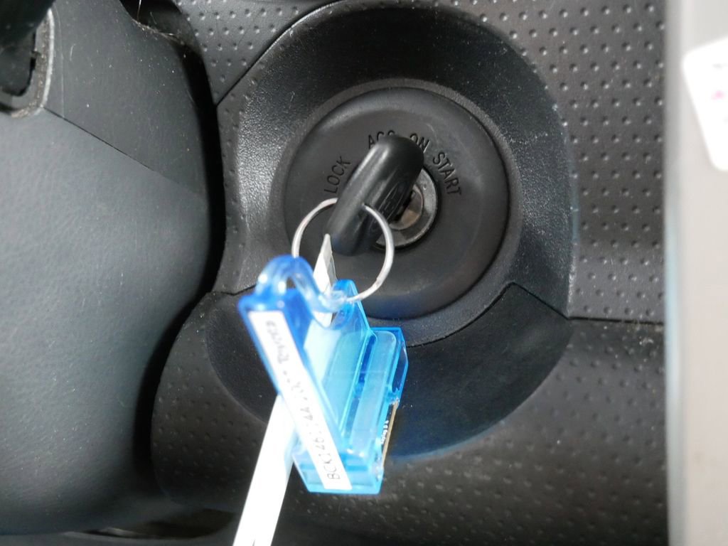 Thumbnail: 2007 Toyota FJ Cruiser - 28