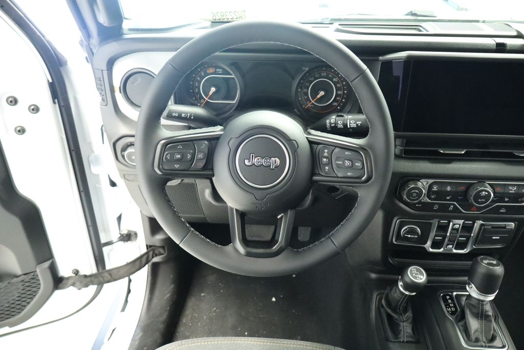 Thumbnail: 2026 Jeep Wrangler - 24