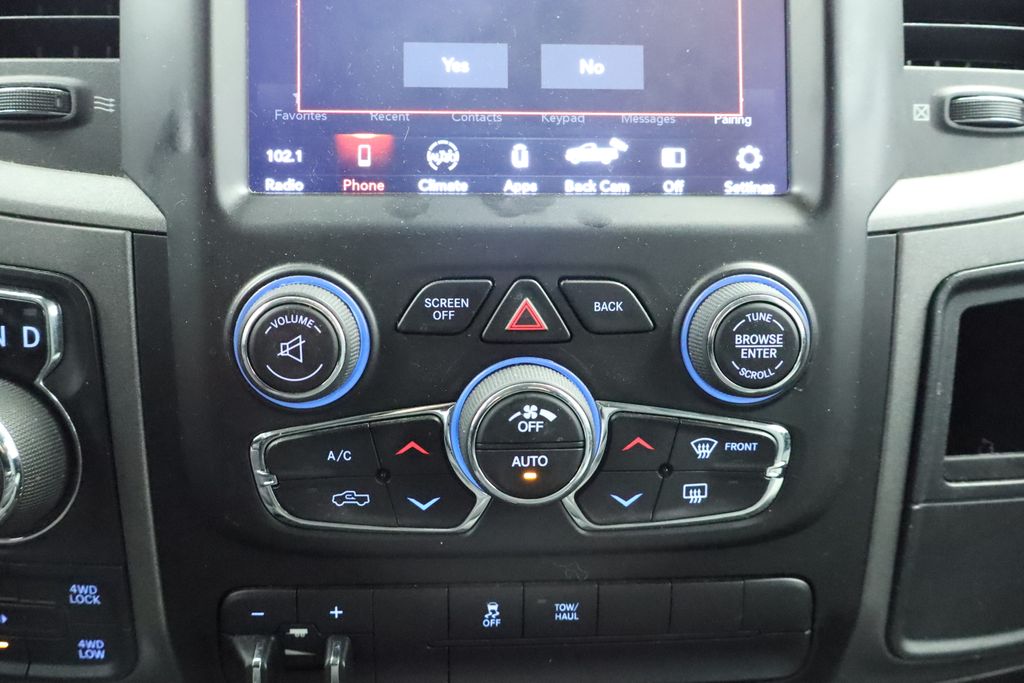 Thumbnail: 2019 RAM 1500 Classic - 40