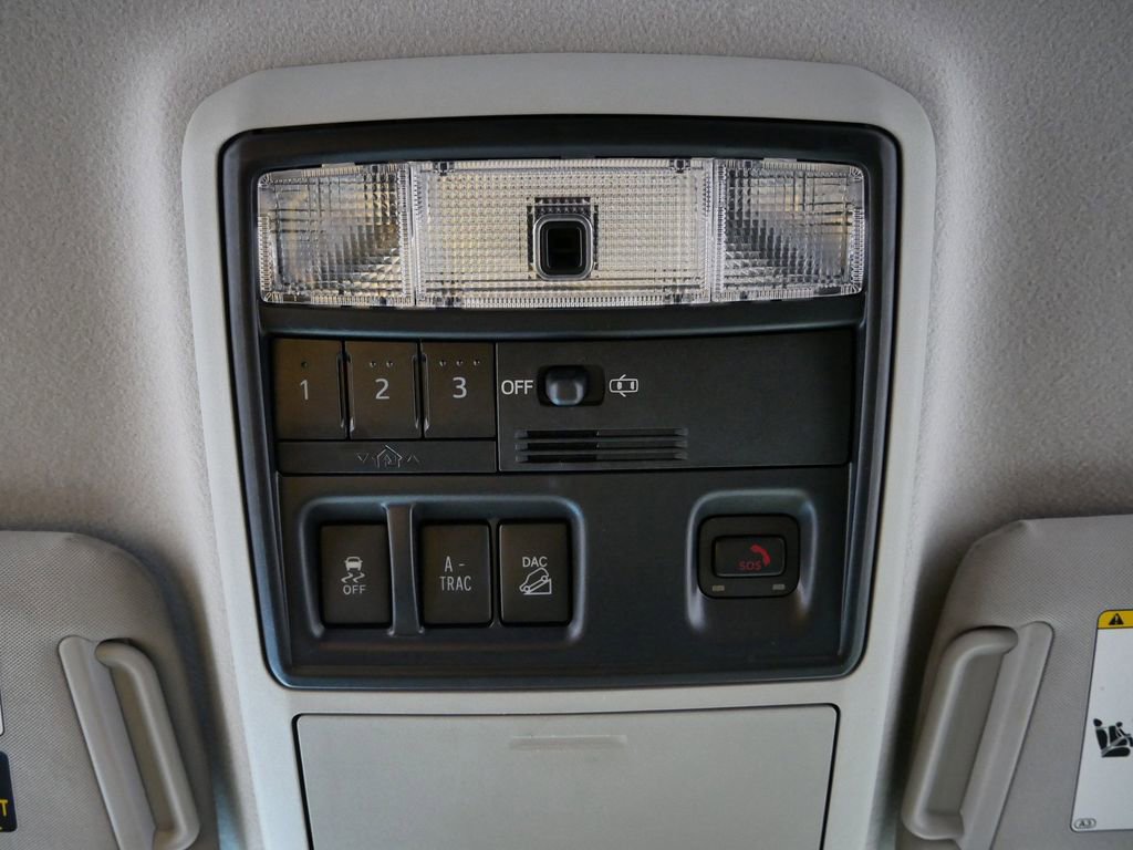 Thumbnail: 2020 Toyota 4Runner - 42