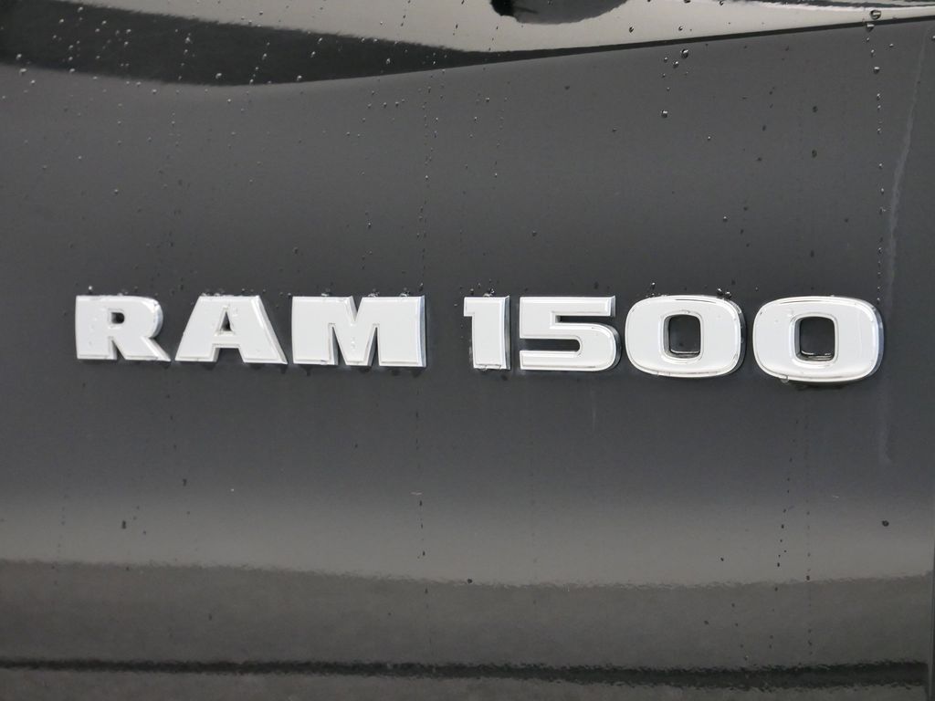 Thumbnail: 2012 RAM 1500 - 17