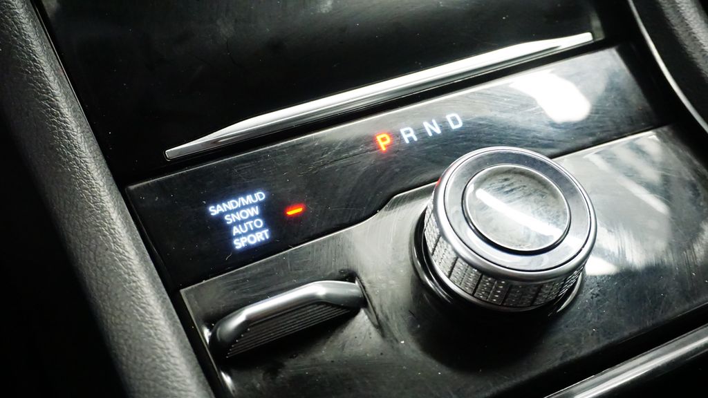 Thumbnail: 2023 Jeep Grand Cherokee L - 31