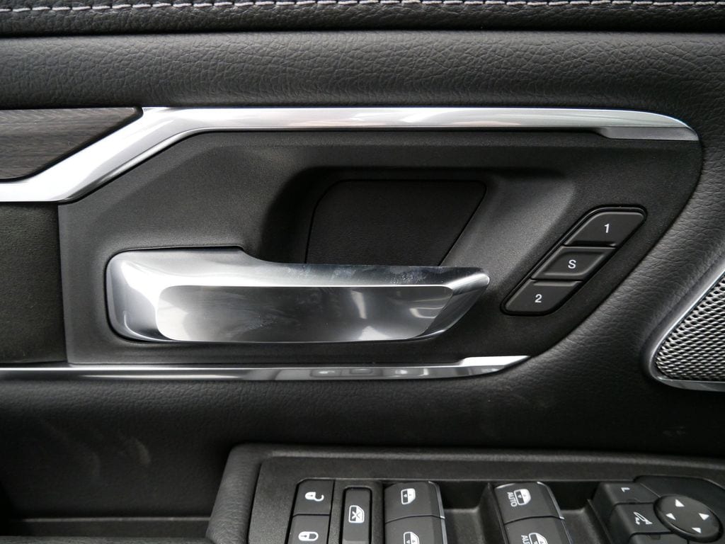 Thumbnail: 2025 RAM 1500 - 34