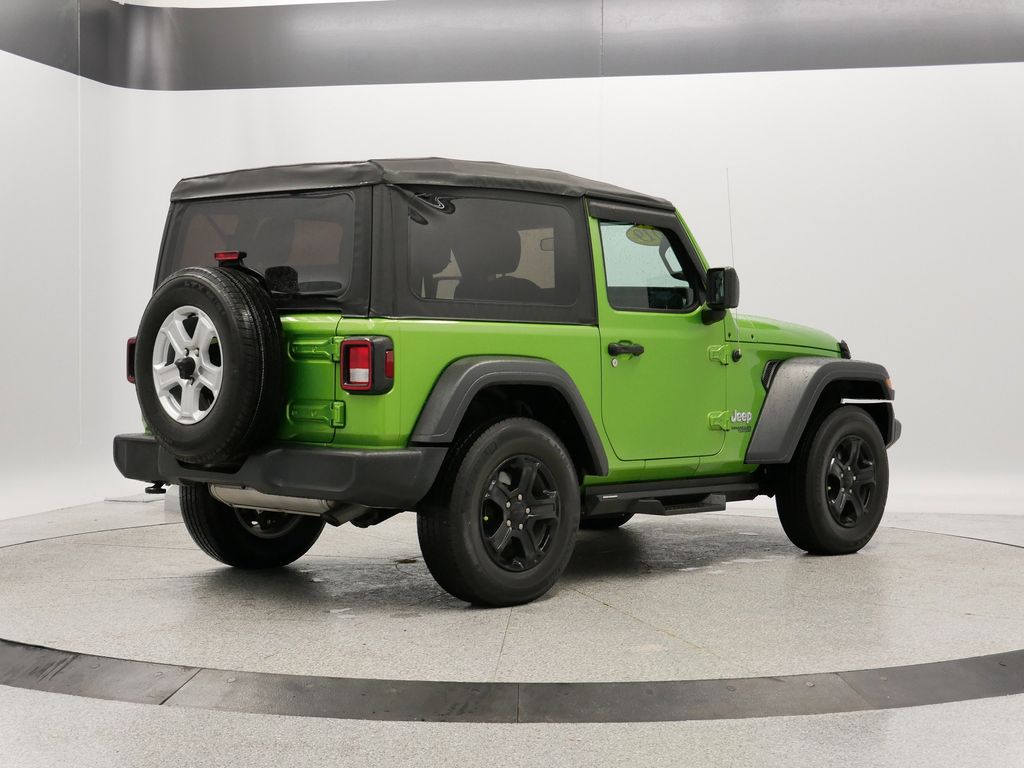 Thumbnail: 2019 Jeep Wrangler - 34