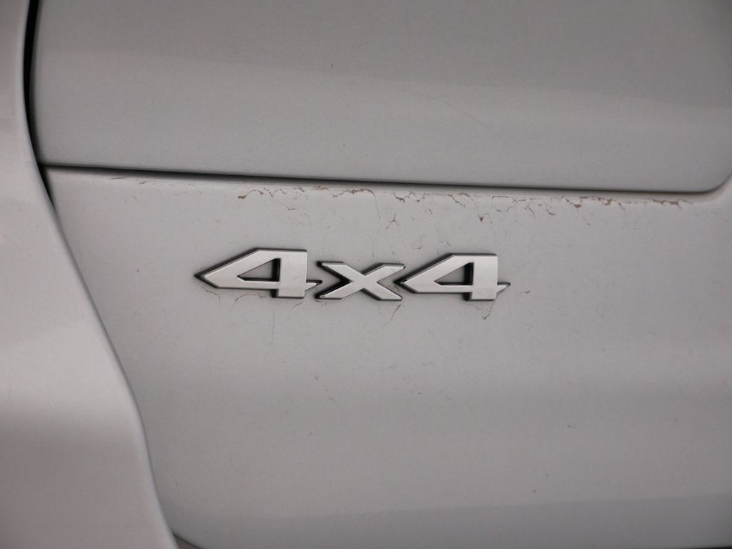 Thumbnail: 2024 Jeep Grand Cherokee L - 18