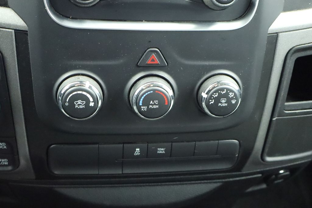 Thumbnail: 2018 RAM 1500 - 42