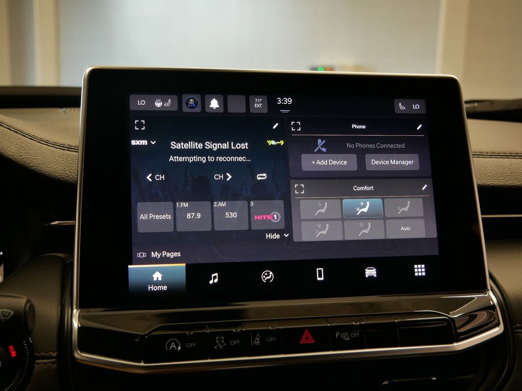 Thumbnail: 2023 Jeep Compass - 32