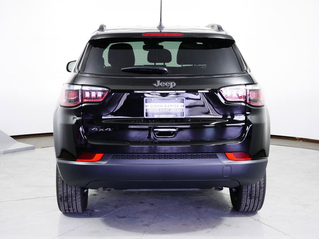 Thumbnail: 2024 Jeep Compass - 19