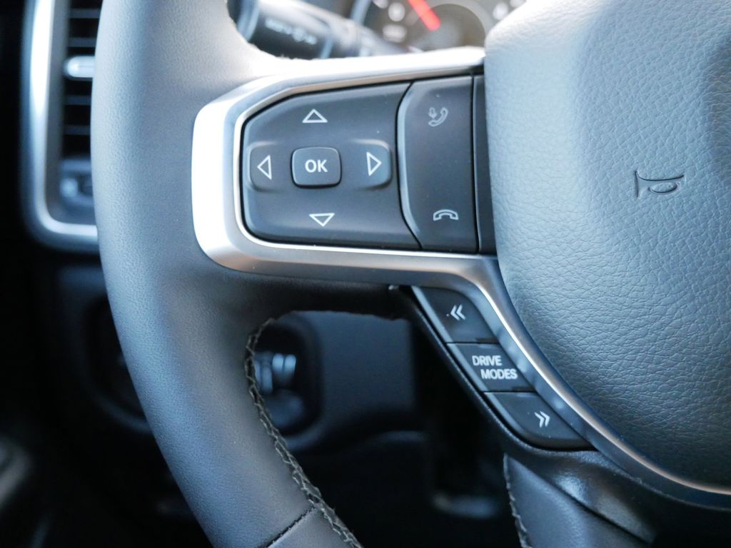 Thumbnail: 2026 RAM 1500 - 39