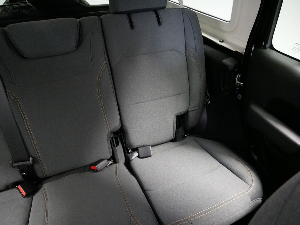 Thumbnail: 2026 Jeep Wrangler - 19