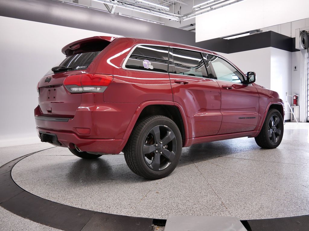 Thumbnail: 2014 Jeep Grand Cherokee - 19