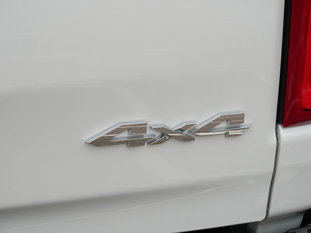 Thumbnail: 2025 RAM 1500 - 14