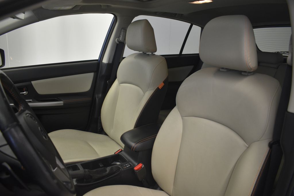 Thumbnail: 2017 Subaru Crosstrek - 32