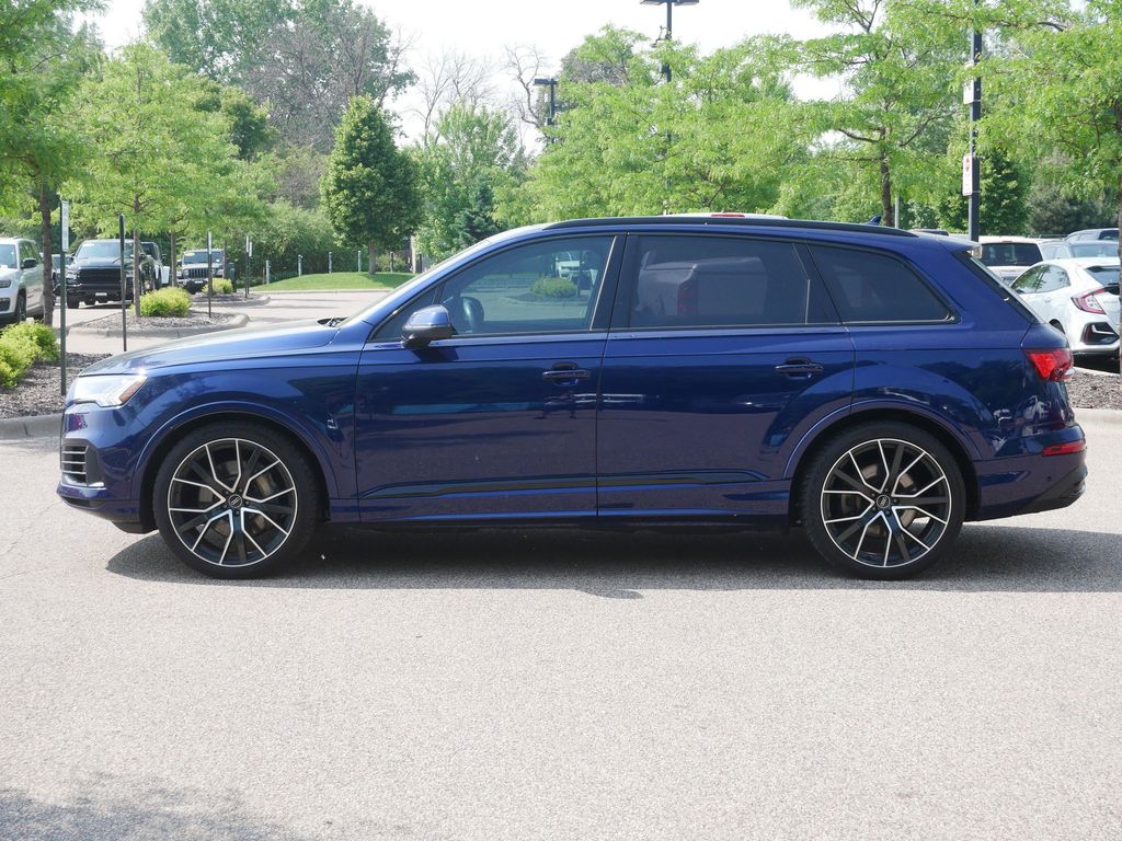 2021 Audi Q7 Prestige 2