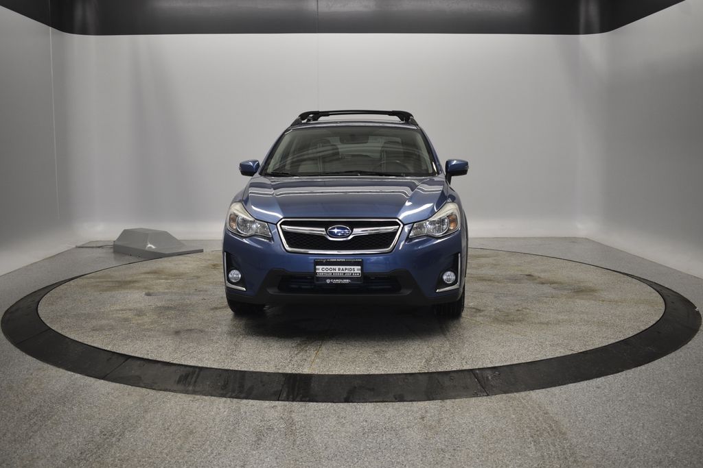 Thumbnail: 2017 Subaru Crosstrek - 17