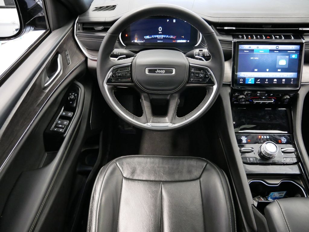 Thumbnail: 2024 Jeep Grand Cherokee L - 28