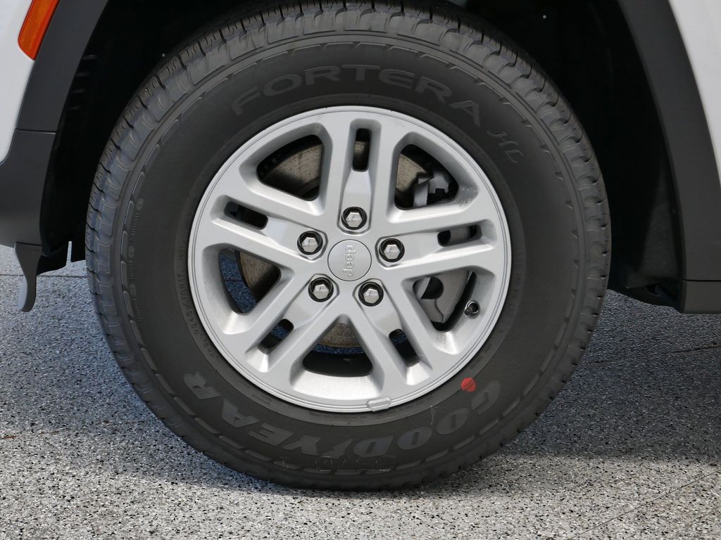 Thumbnail: 2025 Jeep Grand Cherokee - 51