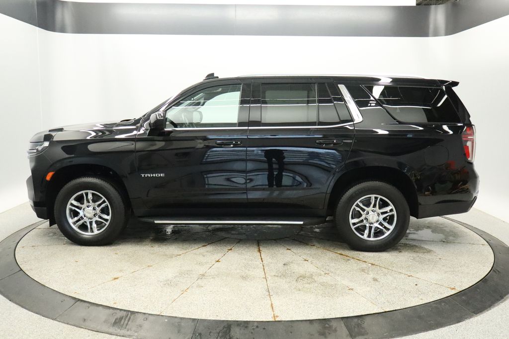 Thumbnail: 2022 Chevrolet Tahoe - 2