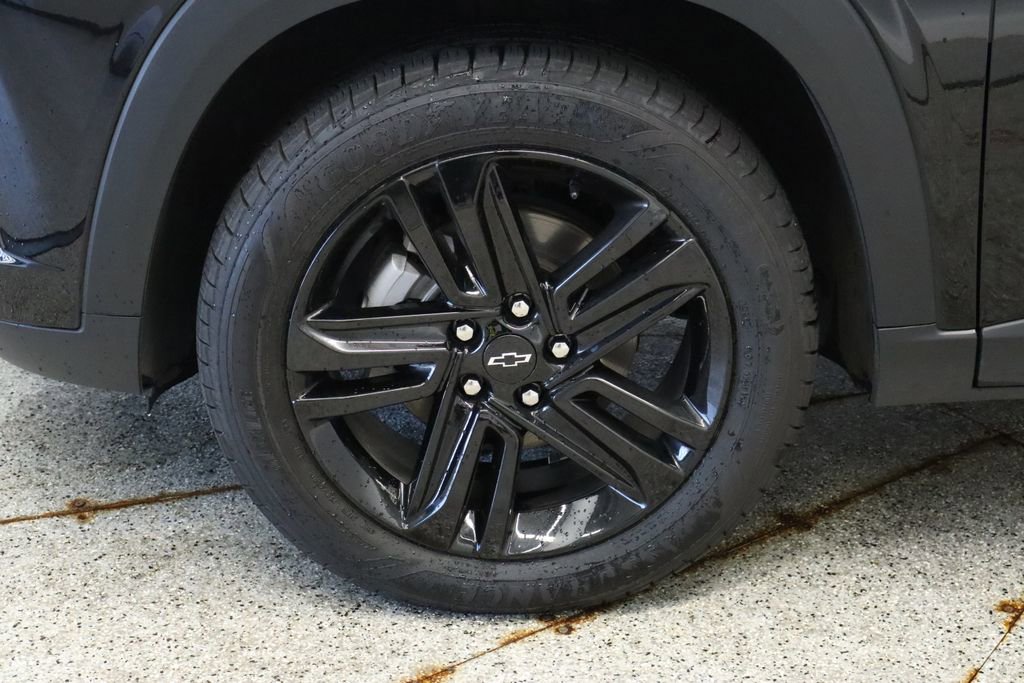 Thumbnail: 2024 Chevrolet Trax - 14
