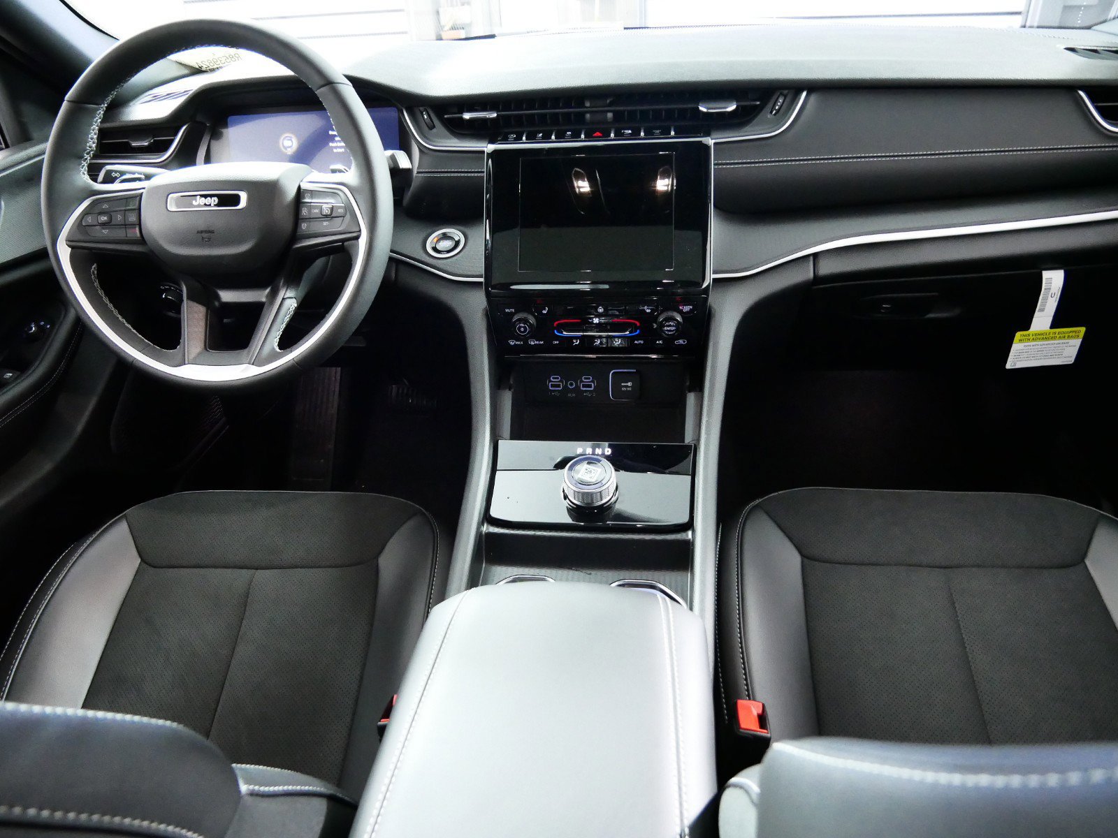 Thumbnail: 2025 Jeep Grand Cherokee L - 5