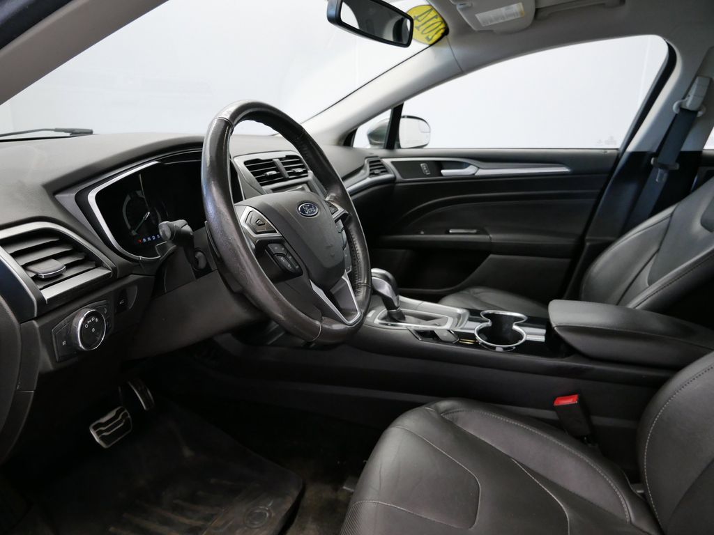 Thumbnail: 2014 Ford Fusion - 2