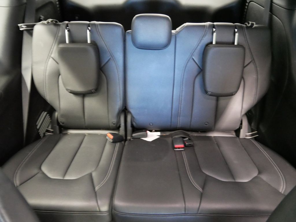 Thumbnail: 2021 Chrysler Pacifica - 25