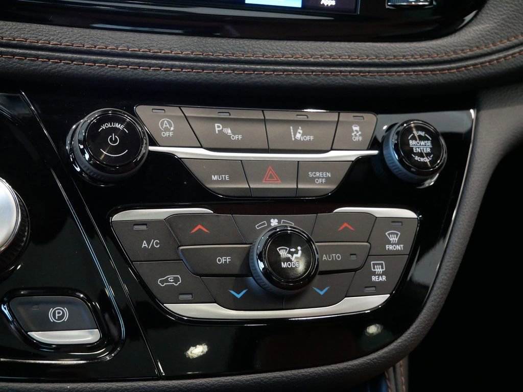 Thumbnail: 2026 Chrysler Pacifica - 49