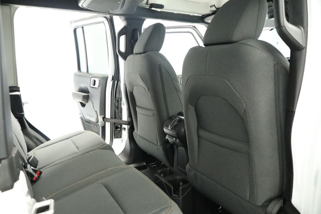 Thumbnail: 2026 Jeep Wrangler - 22