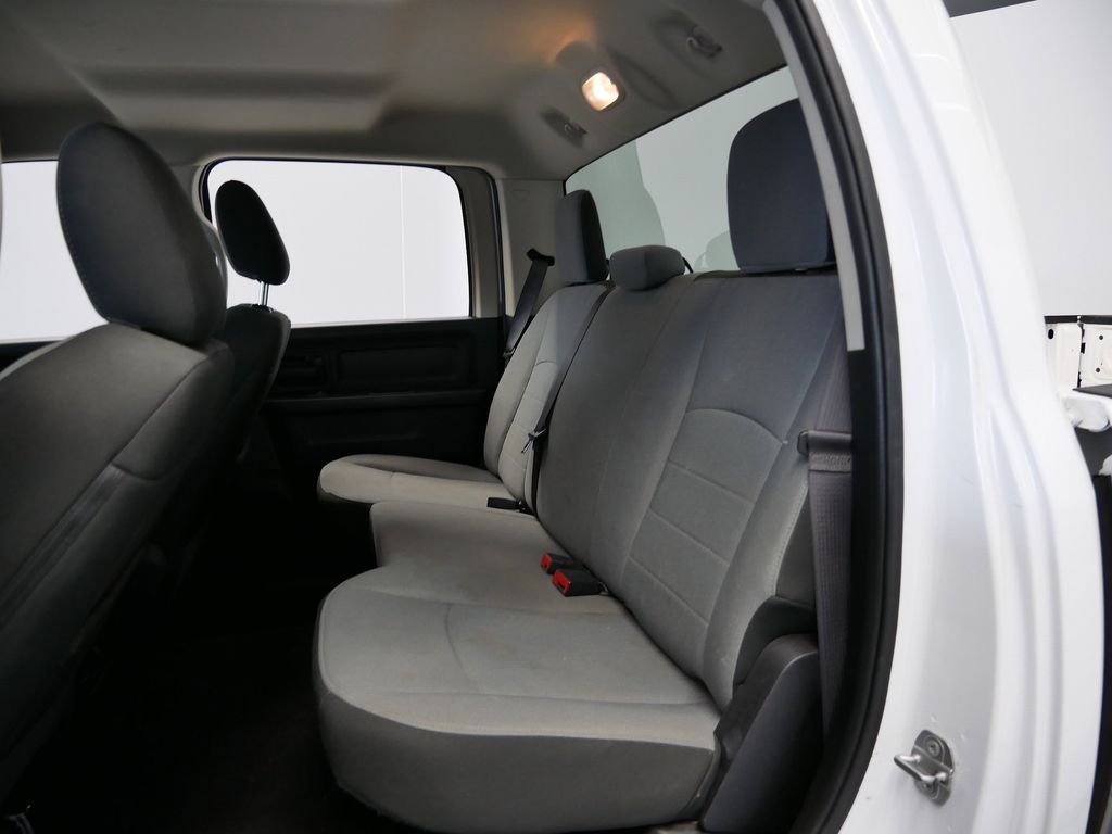 Thumbnail: 2021 RAM 1500 Classic - 9