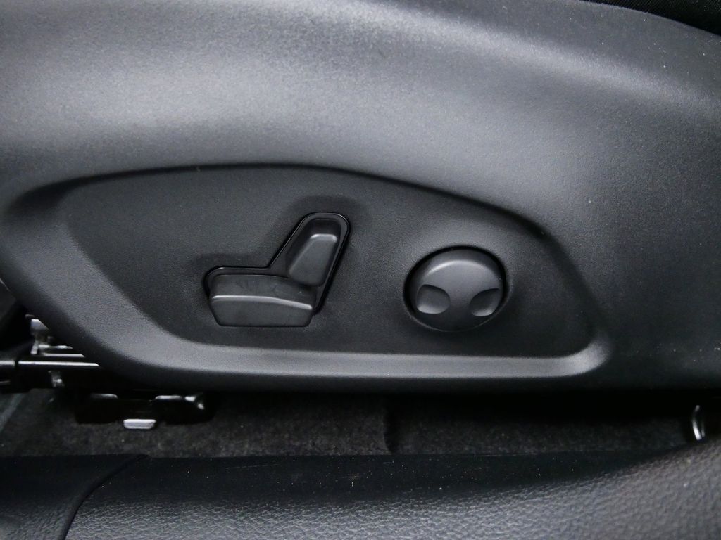 Thumbnail: 2024 Jeep Compass - 34