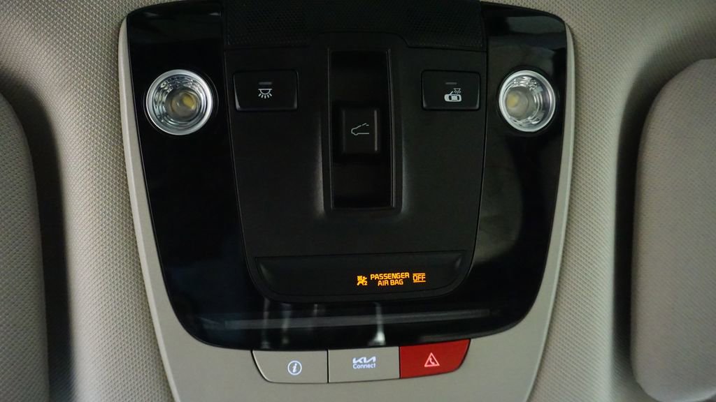 Thumbnail: 2023 Kia Sorento - 40