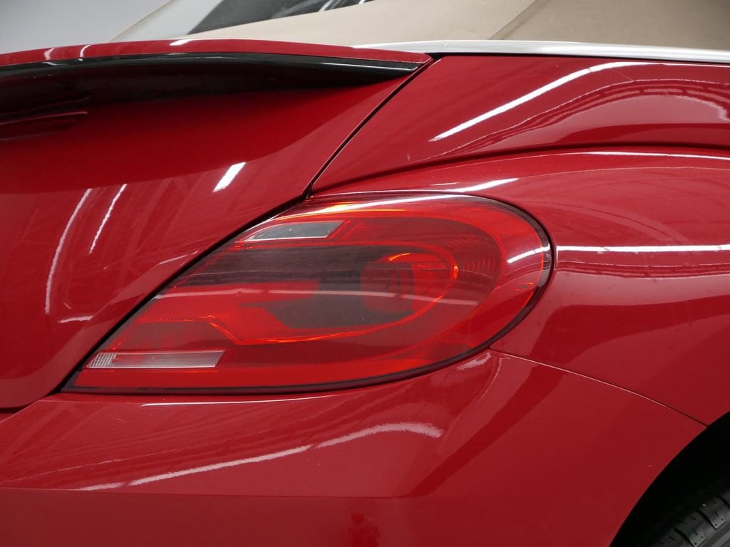 Thumbnail: 2013 Volkswagen Beetle - 18