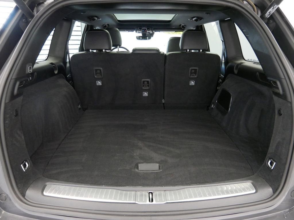 Thumbnail: 2022 Jeep Grand Cherokee - 15