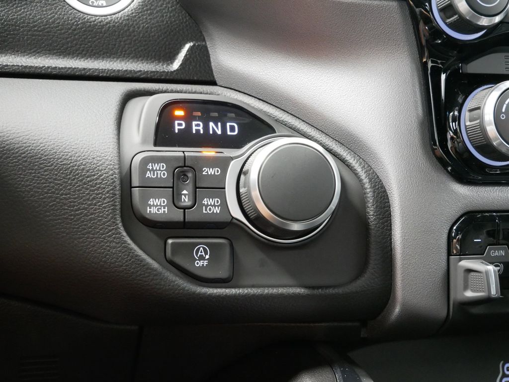 Thumbnail: 2026 RAM 1500 - 29