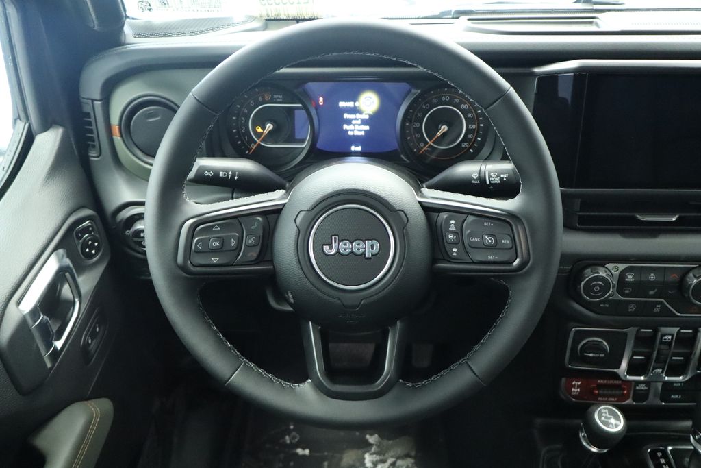 Thumbnail: 2026 Jeep Gladiator - 32