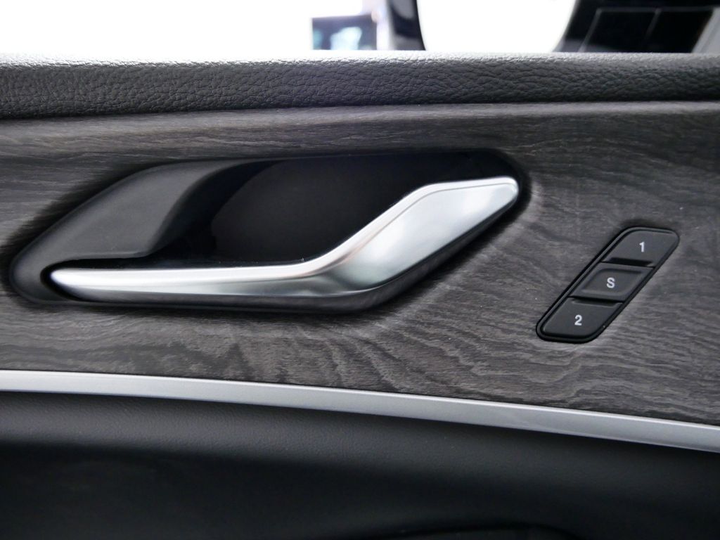 Thumbnail: 2025 Jeep Grand Cherokee - 36