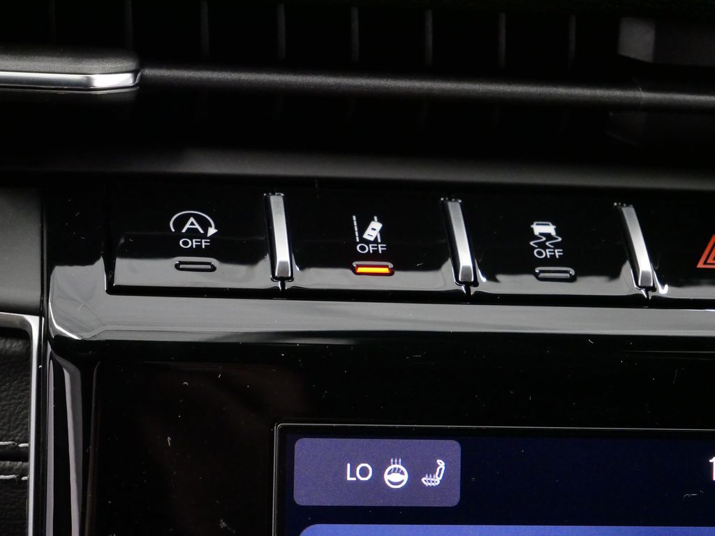 Thumbnail: 2025 Jeep Grand Cherokee - 41