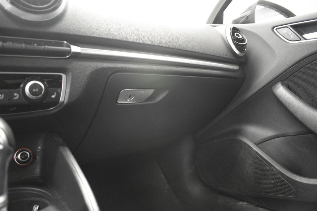 Thumbnail: 2015 Audi A3 - 39