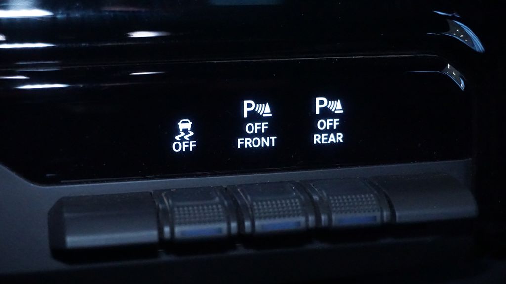 Thumbnail: 2025 RAM 1500 - 39