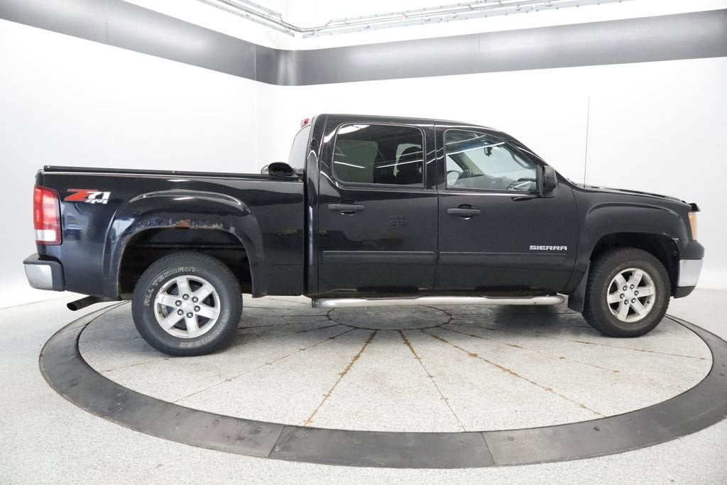 Thumbnail: 2011 GMC Sierra 1500 - 8