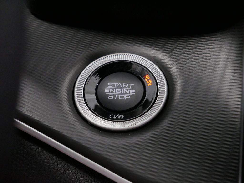 Thumbnail: 2025 Jeep Grand Cherokee - 40