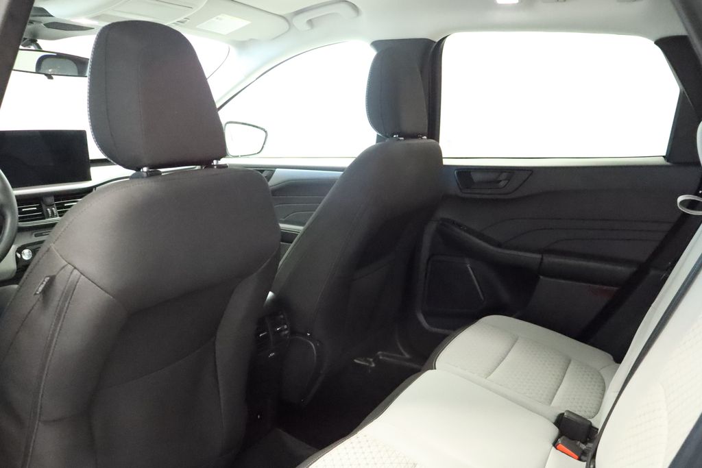 Thumbnail: 2024 Ford Escape - 24