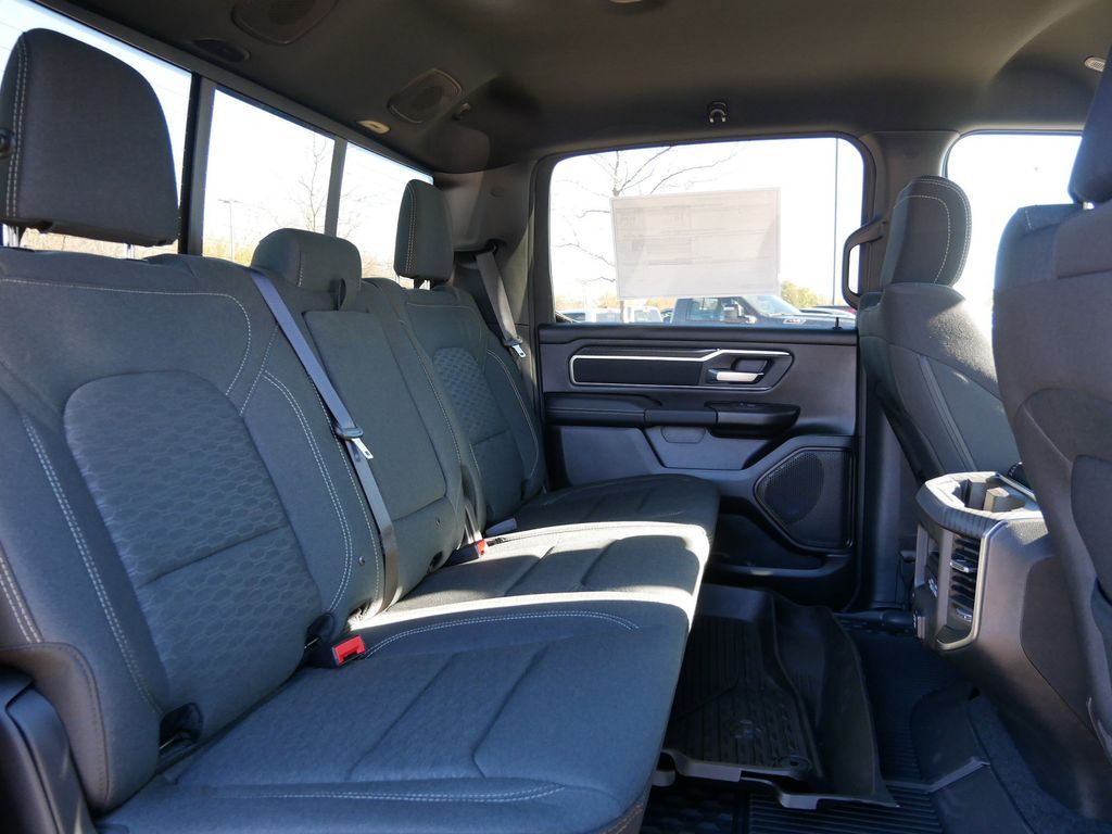 Thumbnail: 2026 RAM 1500 - 26