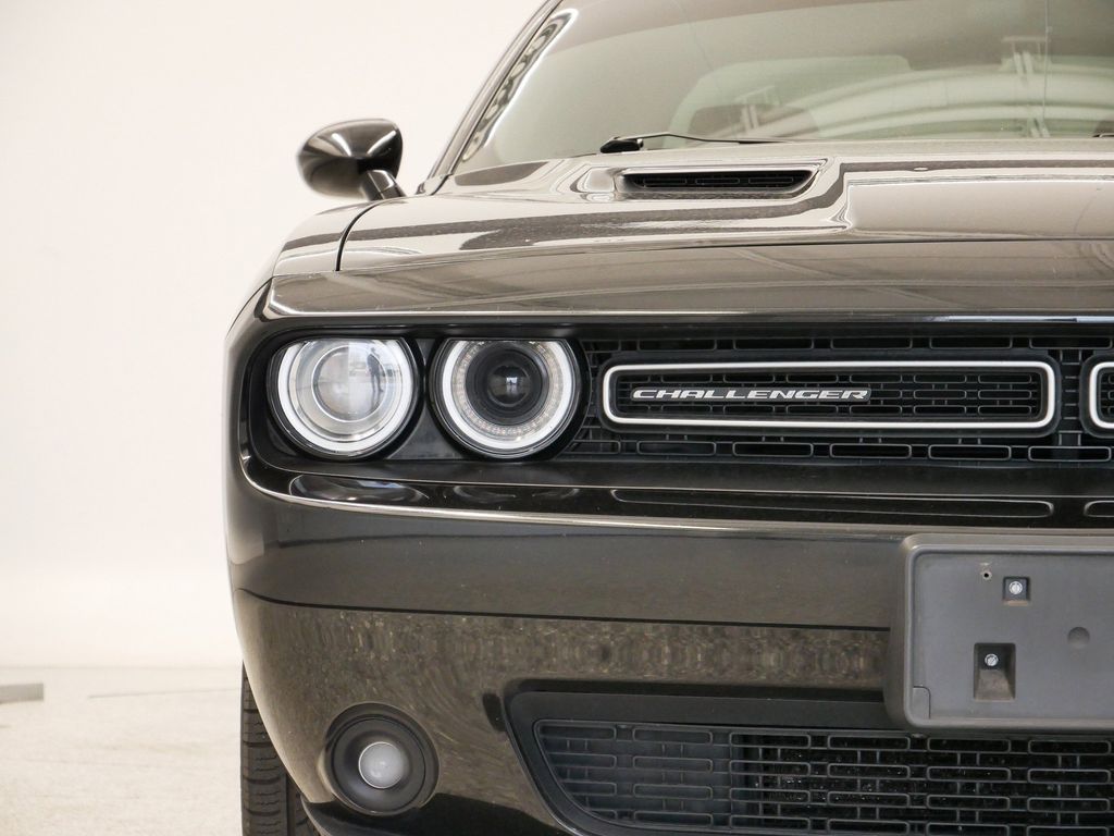 Thumbnail: 2018 Dodge Challenger - 13