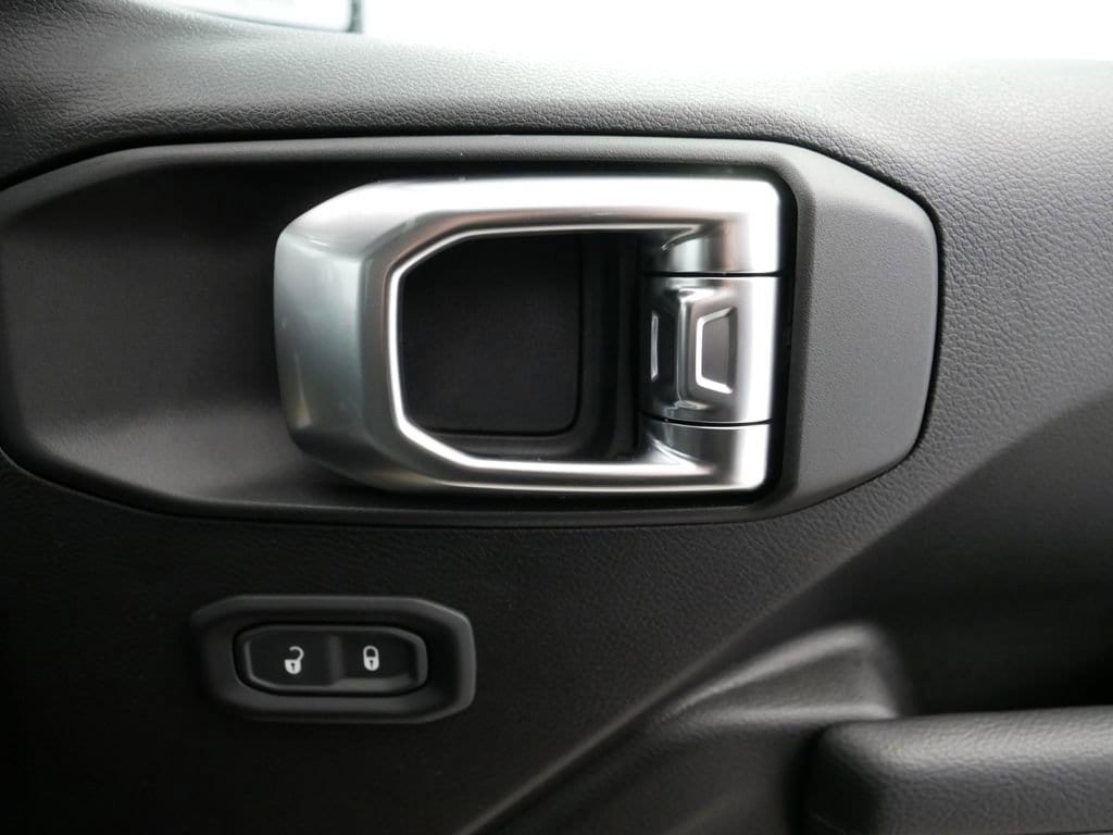 Thumbnail: 2025 Jeep Gladiator - 28