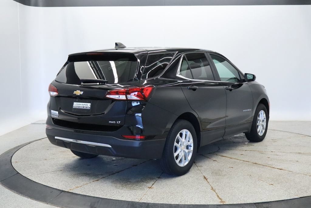 Thumbnail: 2023 Chevrolet Equinox - 5