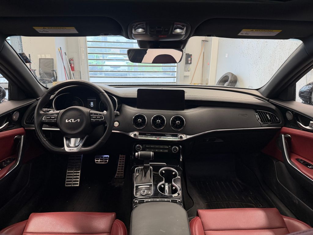 Thumbnail: 2023 Kia Stinger - 18