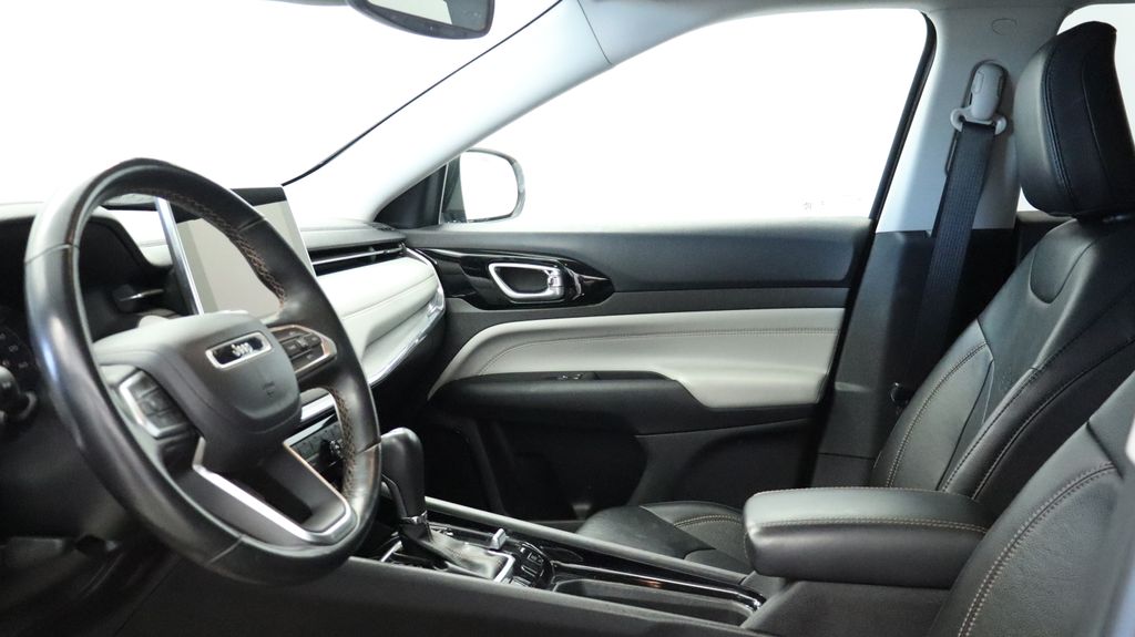 Thumbnail: 2022 Jeep Compass - 28